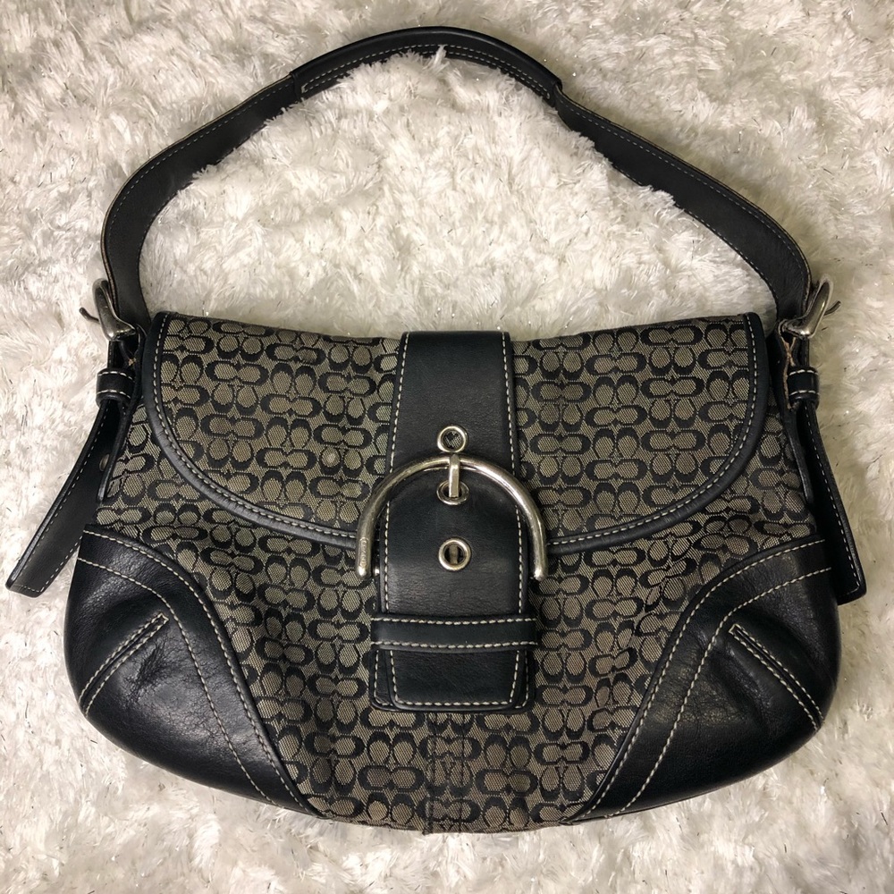 VINTAGE COACH SOHO SIGNATURE HANDBAG | 6818
